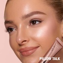 Charlotte Tilbury Beauty Highlighter Wand - Pillow Talk