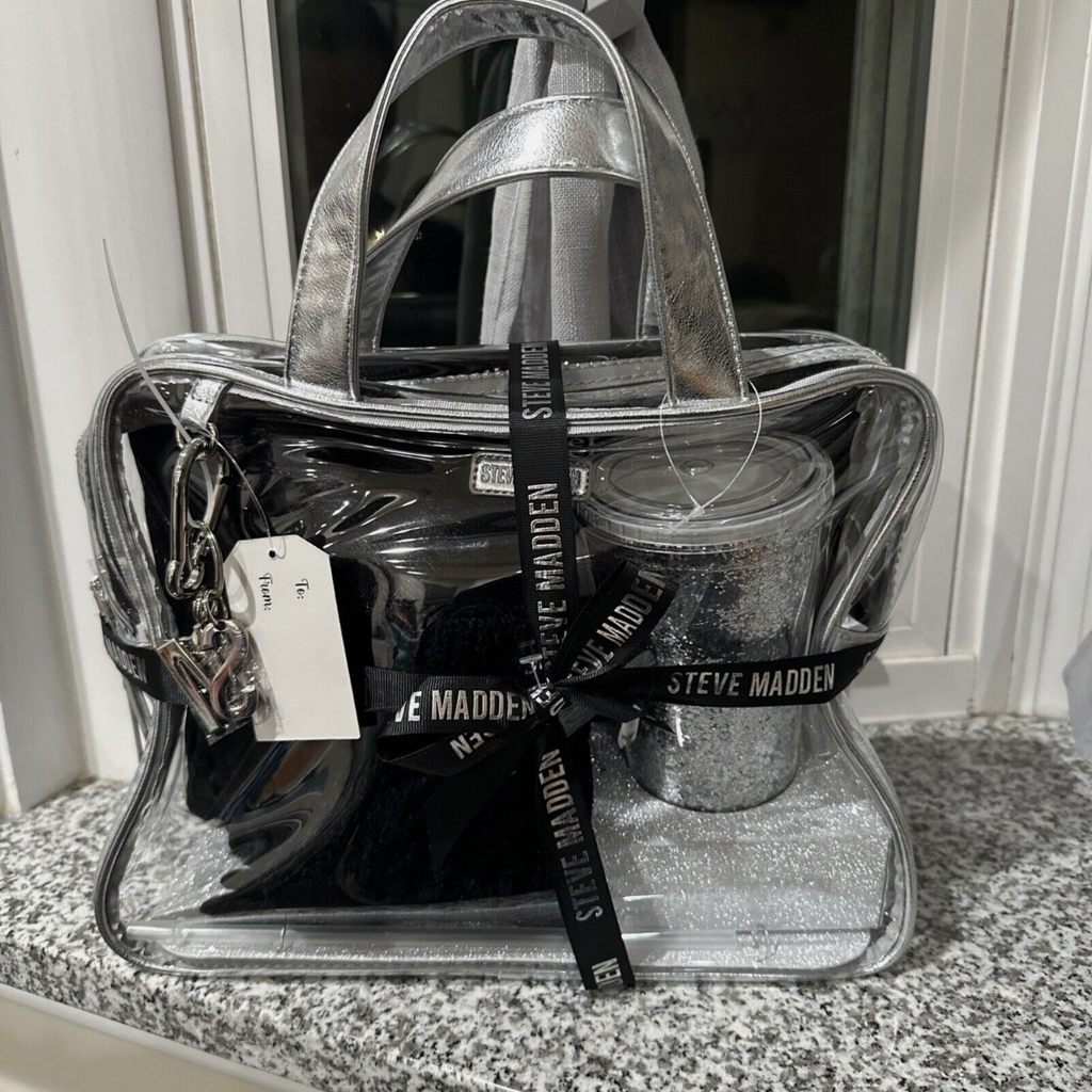 Steve Madden 5 piece set gift bag