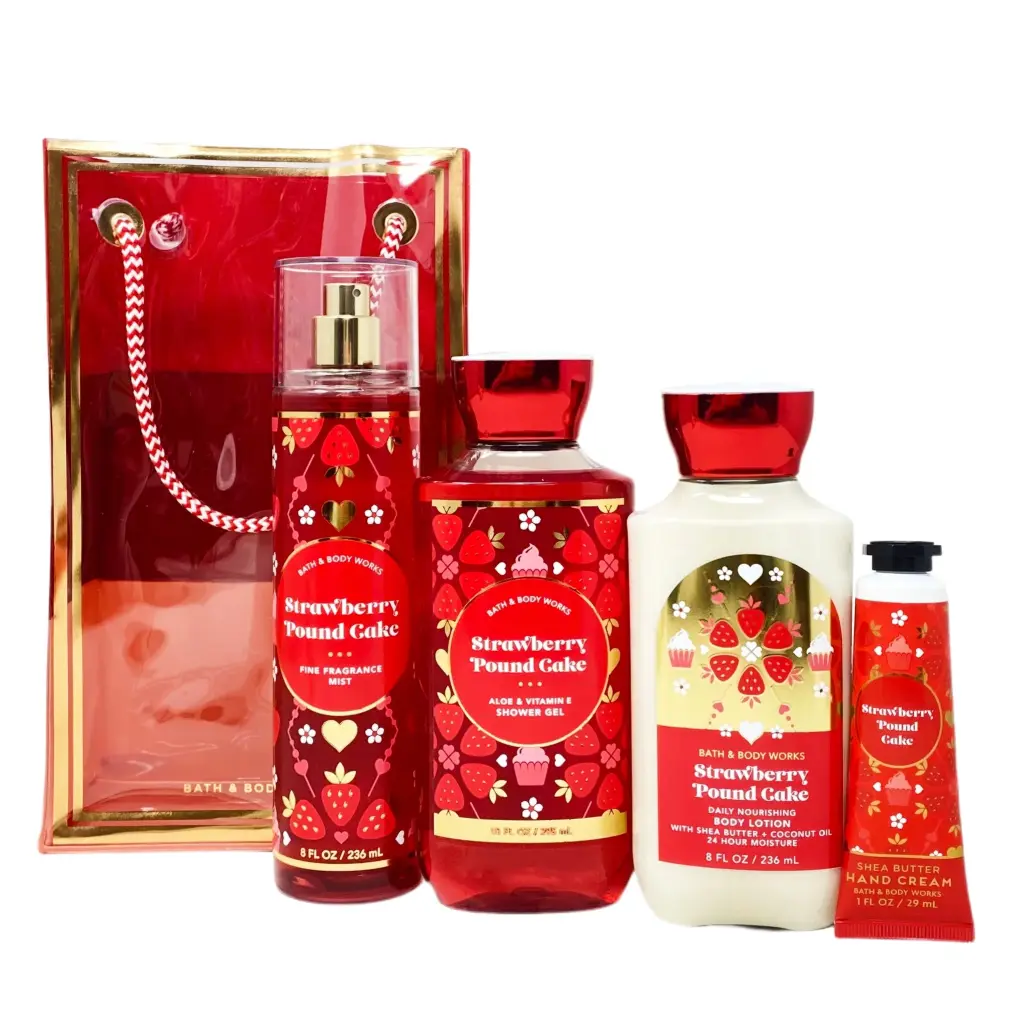 Bath & Body Works   holiday gift set Strawberry Pound Cake 