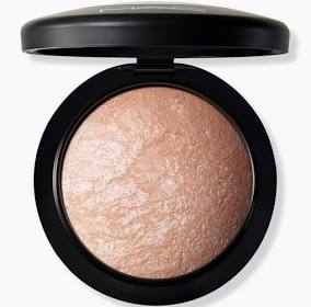 MAC Soft And Gentle Highlighter 