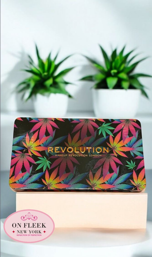 [5057566163798] Revolution Forever Flawless Eyeshadow Palette Chilled